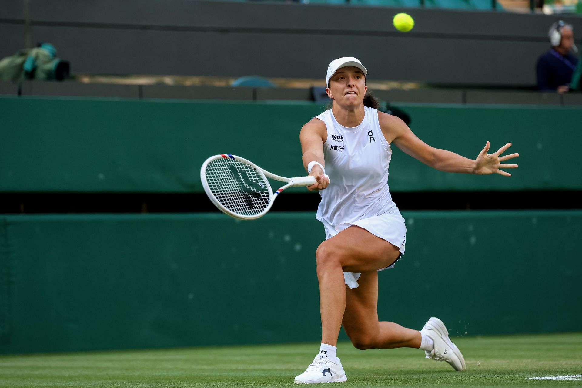 In Picture: Swiatek in action (Getty)